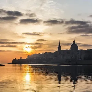 Luxurious 2br In Valletta